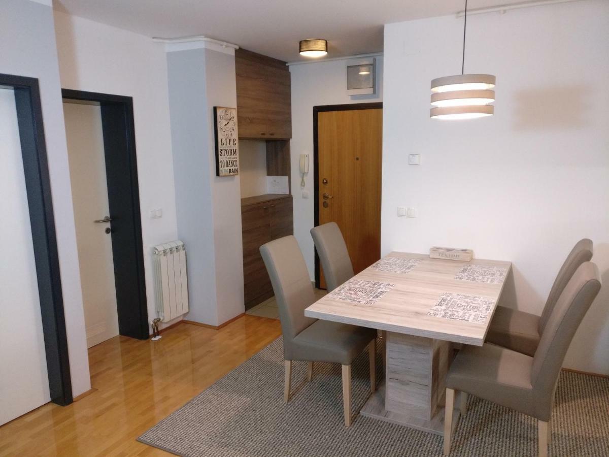 Apartman Luna Near Zagreb Airport Velika Gorica Bagian luar foto