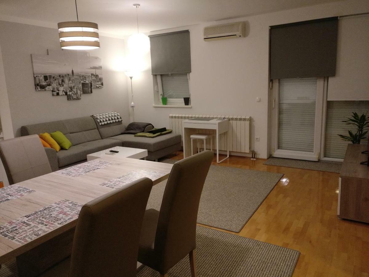 Apartman Luna Near Zagreb Airport Velika Gorica Bagian luar foto